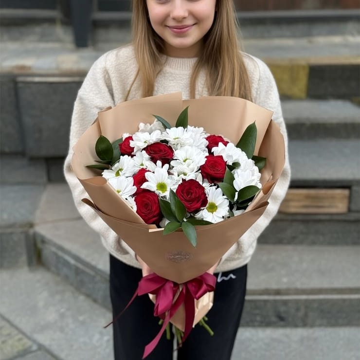 Букет квітів Хмара кохання – доставка квітів у Київ